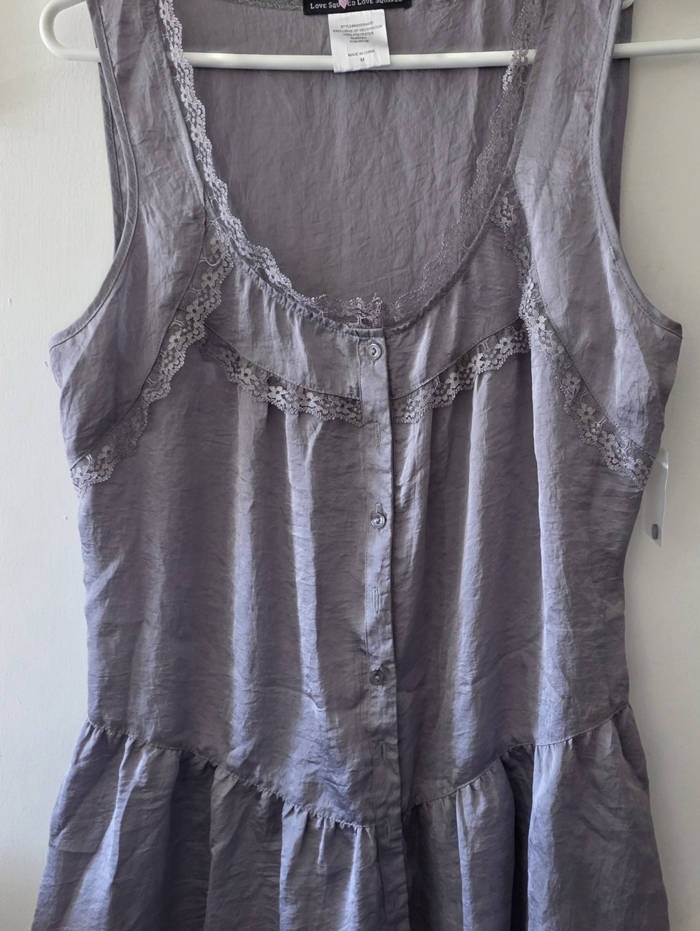 "LOVE SQUARED" Lace-Trim Sleeveless Button-Front Top in Lavender Gray